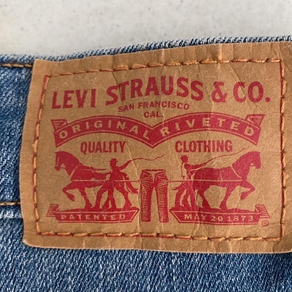 F womens Levi Strauss casual solid blue stretch waist size 36 - Picture 3 of 4